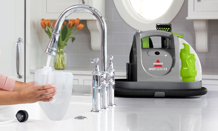 Oddzielne zbiorniki na wodę czystą i brudną