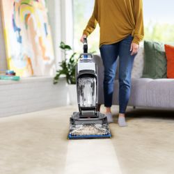Odkurzacz do dywanów Revolution™ HydroSteam™ 3670N